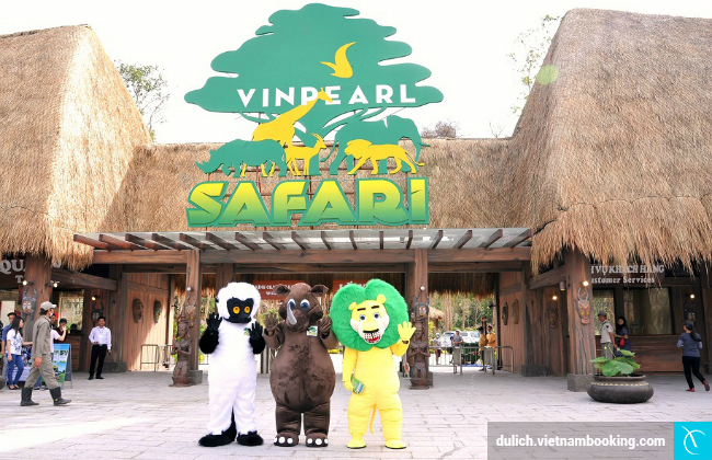 Tham quan vườn thú bán hoang dã Vinpearl Safari Phú Quốc