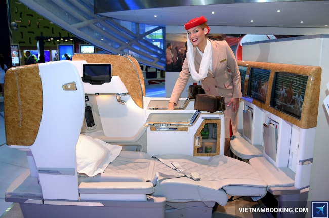 hang-ghe-Emirates-Airlines-2-6-2017-1