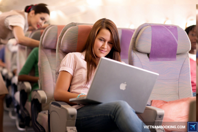 hang-ghe-Emirates-Airlines-2-6-2017-2