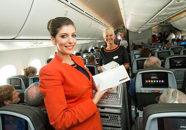 ve may bay gia re jetstar airways