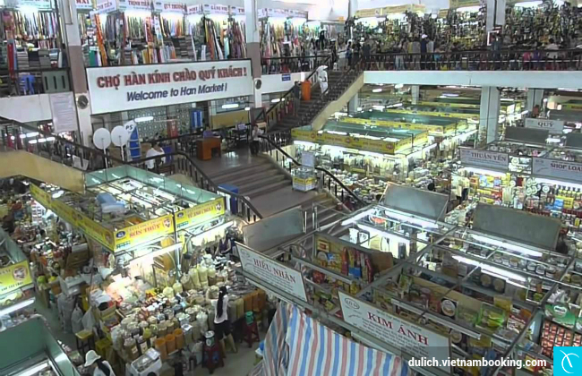 Chợ Hàn Đà Nẵng du lich da nang chua toi 2 trieu
