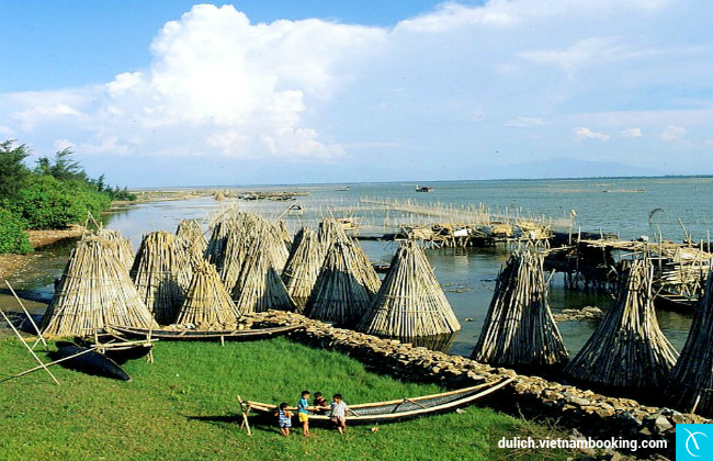 du lich hue tu tuc 2017