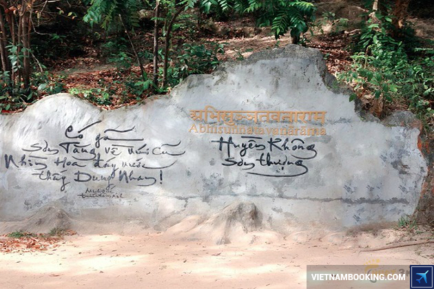 Thắng cảnh du lịch Huế