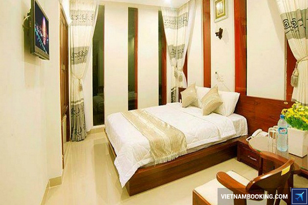 Khách sạn tiện nghi nằm trên đường Nguyễn Tất Thành Đà Nẵng