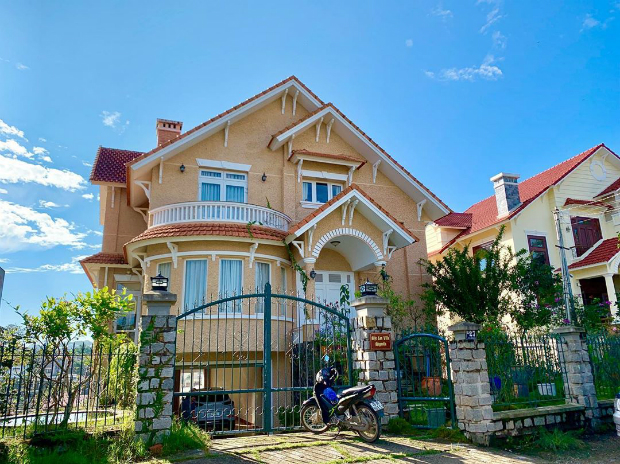 kh&aacute;ch sạn tr&ecirc;n đường Yersin Đ&agrave; Lạt