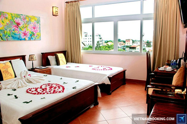 Kh&aacute;ch sạn ở Huế