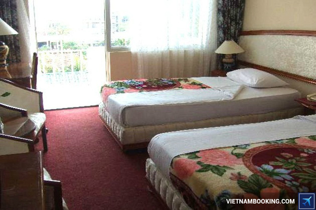 Kh&aacute;ch sạn Trần Ph&uacute; Nha Trang