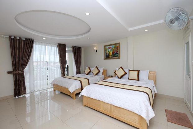 Khách sạn Phố Núi trên đường Nguyễn Chí Thanh Đà Lạt Khách sạn Phố Núi trên đường Nguyễn Chí Thanh Đà Lạt