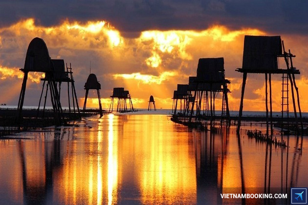 dat phong khach san gia re