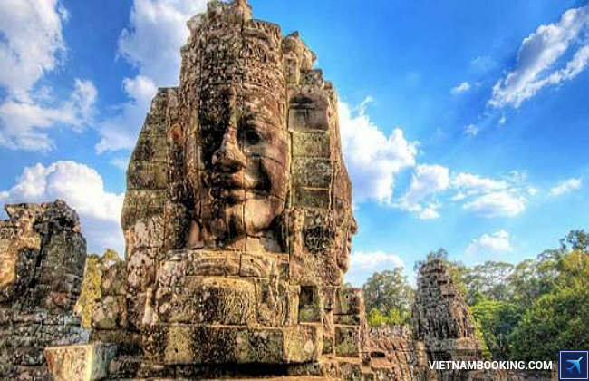 Đền Bayon 4 mặt ở Angkor Thom