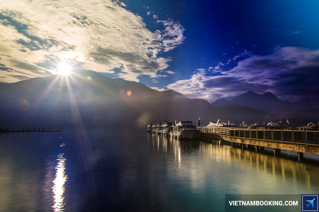 dat phong khach san du lich dai loan