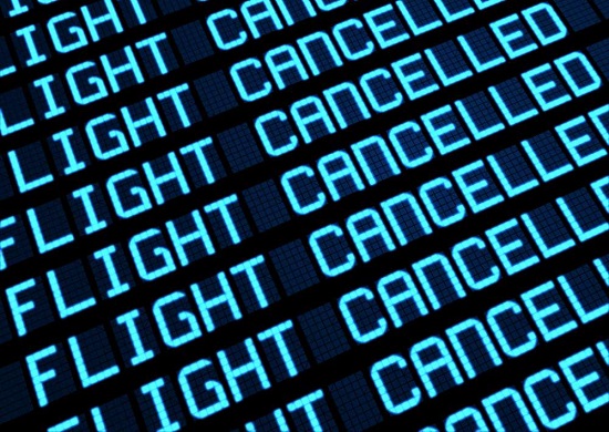 c&aacute;ch xử l&yacute; khi bạn bị hủy chuyến bay c&ugrave;ng trẻ nhỏ