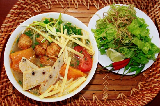 V&eacute; m&aacute;y bay đi Đ&agrave; Nẵng gi&aacute; rẻ