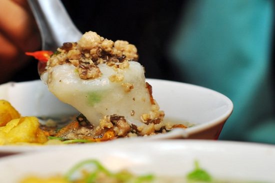 V&eacute; m&aacute;y bay đi H&agrave; Nội gi&aacute; rẻ