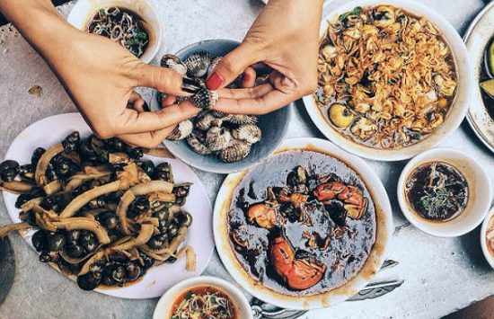 bảng gi&aacute; v&eacute; m&aacute;y bay th&aacute;ng 11 của vietnambooking 