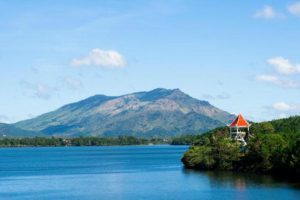 Vé máy bay Vietnam Airlines Hà Nội đi Pleiku chính hãng cùng Vietnam Booking – Dịch vụ chuẩn, đặt vé dễ dàng!