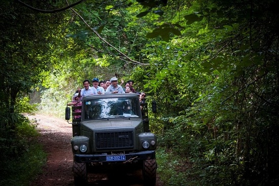 V&eacute; m&aacute;y bay đi TP HCM