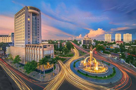 v&eacute; m&aacute;y bay tphcm đi bu&ocirc;n m&ecirc; thuột