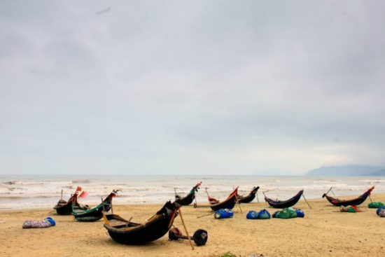 book vé máy bay đi huế