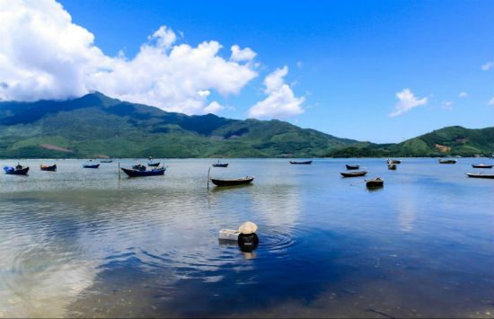 đặt tour du lịch Huế 