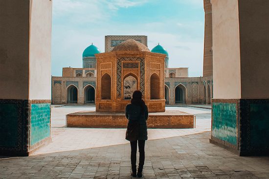 lịch tr&igrave;nh du lịch uzbekistan 1 m&igrave;nh