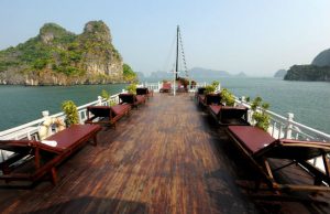 Tour du lịch Hạ Long: Dragon Park – Làng Ngọc Trai – KAYAK 3N2Đ | Khám phá Hạ Long trên Du Thuyền Golden Star