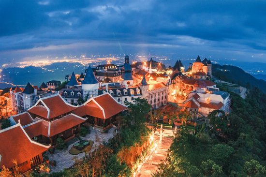 tour du lịch miền trung khởi hành hằng ngày