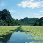 Chiêm ngưỡng vẻ đẹp Hồ Quan Sơn với vé rẻ đi Hà Nội tháng 2