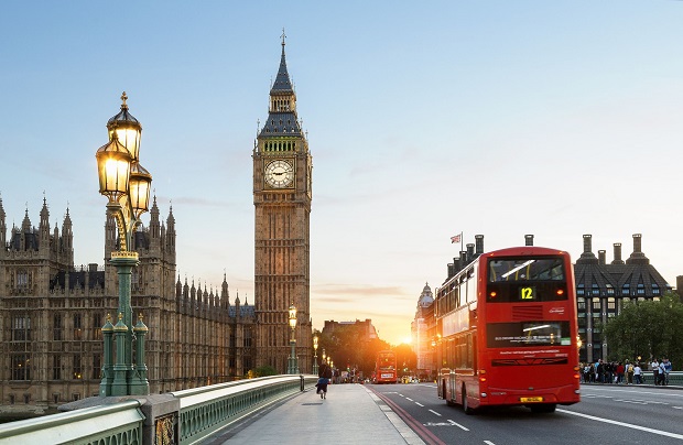 visa ch&acirc;u &acirc;u c&oacute; đi anh được kh&ocirc;ng