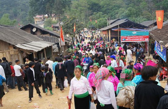 du lịch h&agrave; giang 