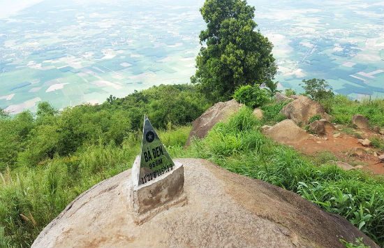 du lịch n&uacute;i B&agrave; Đen