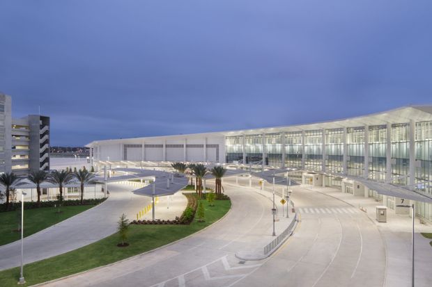 Nh&agrave; ga North Terminal tại s&acirc;n bay quốc tế Louis Armstrong New Orleans (MSY)