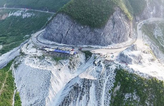 du lịch hòa bình 