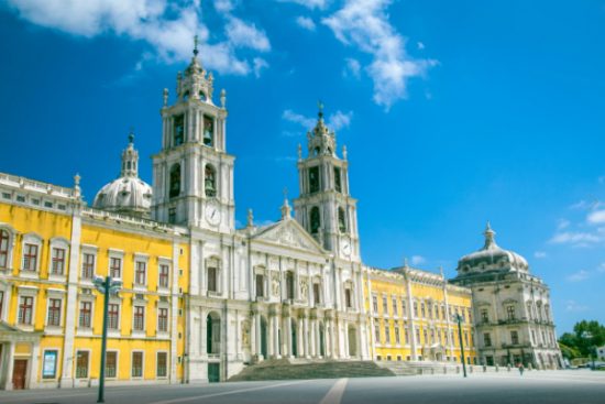 xin visa đi bồ đ&agrave;o nha du lịch