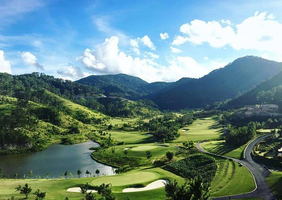 dat phong khach san da lat truc tuyen