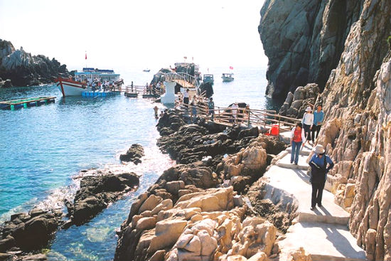 Đảo Yến (h&ograve;n Nội)