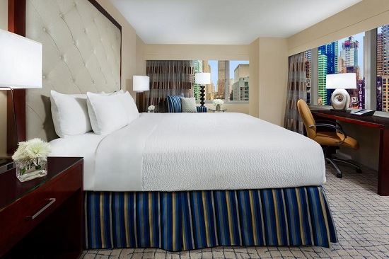 gia phong khach san Crowne Plaza Times Square