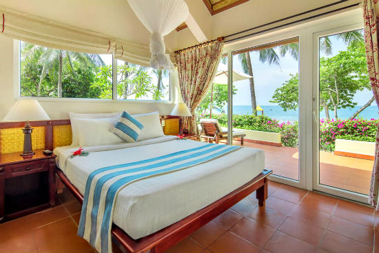 tim phong khach san gia tot