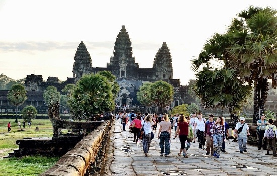 Du lịch Campuchia nên mặc gì?