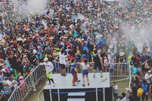 Hàn Quốc mùa  hè - Lễ hội té nước