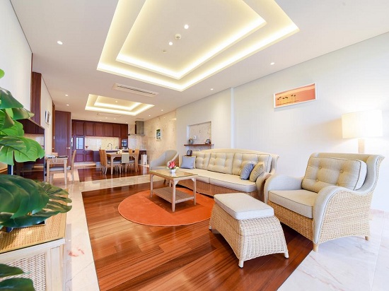 du lich nhat ban thang 8