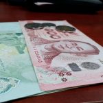 Nên đổi USD hay Baht khi du lịch Thái Lan? Đổi bao nhiêu tiền