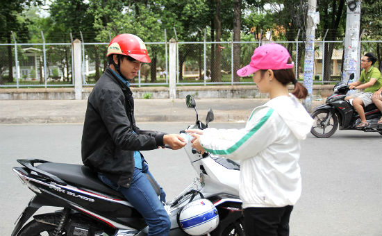 dat phong khach san gia re nhat