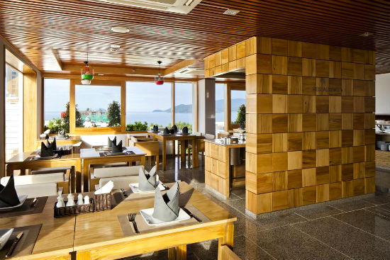 phong khach san gia tot