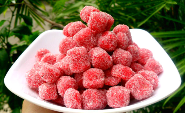 Mứt dâu tây sấy Đà Lạt - hướng dẫn du lịch đà lạt