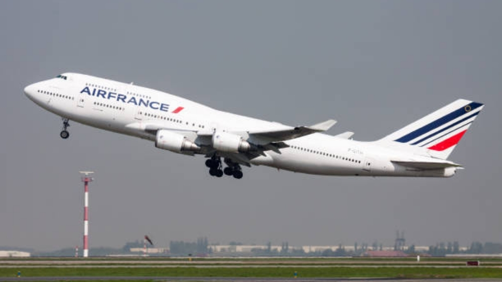 Air France l&agrave; h&atilde;ng h&agrave;ng kh&ocirc;ng quốc gia Ph&aacute;p với lịch sử hơn 90 năm ph&aacute;t triển&nbsp;