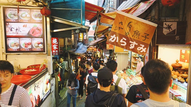 Ở Jiufen toàn người là người thôi​