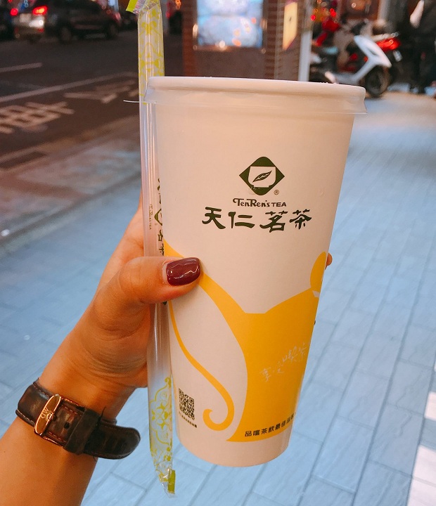 Tenren Oolong Milk Tea ở Ximending