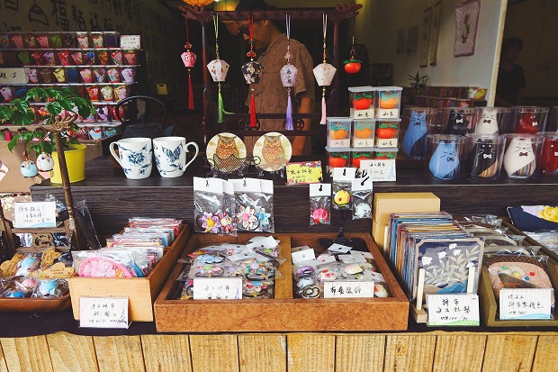 Quầy lưu niệm xinh xinh