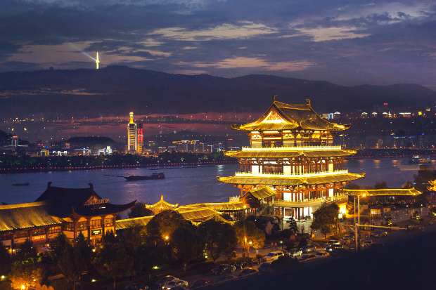 Thành phố Trường Sa về đêm